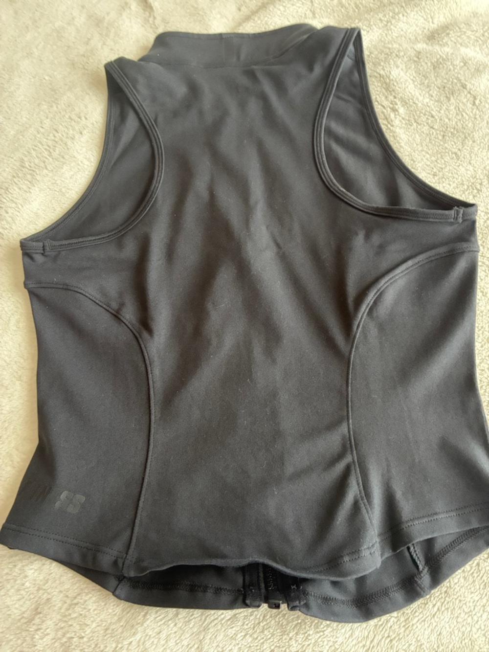 Black Zip-Front Athletic Vest - Picture 3 of 4